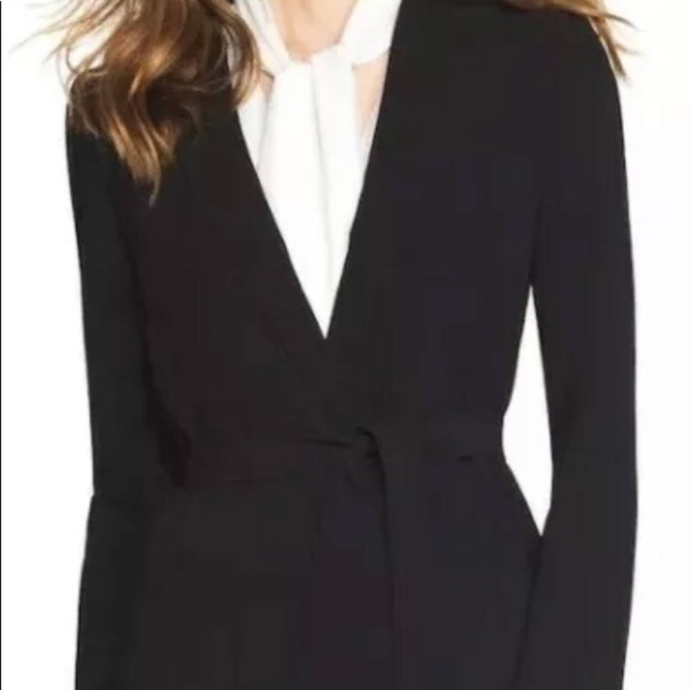 NEW WITH TAGS WHITE HOUSE BLACK MARKET BLAZER